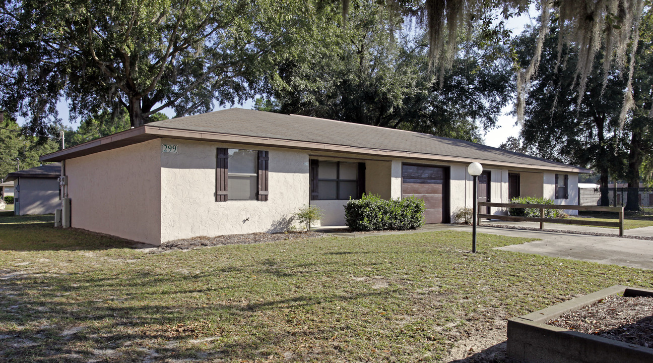 297 NW Lake City Ave in Lake City, FL - Building Photo