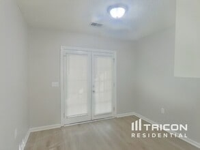 1 Tomafield Ct in Columbia, SC - Foto de edificio - Building Photo