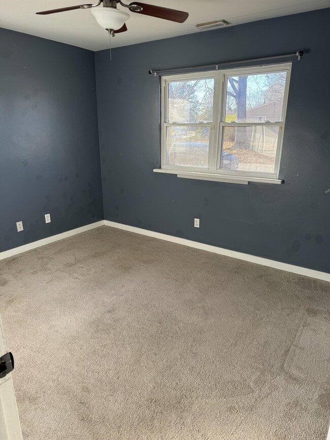 416 Dodge Dr in Virginia Beach, VA - Building Photo - Building Photo