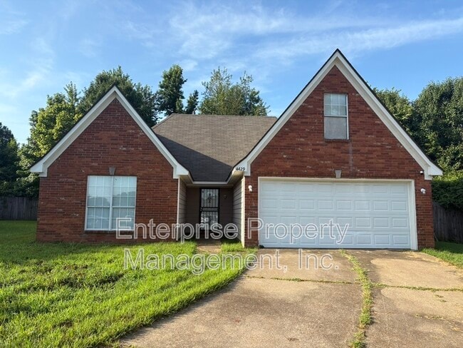 property at 4429 S Cedar Bark Cove