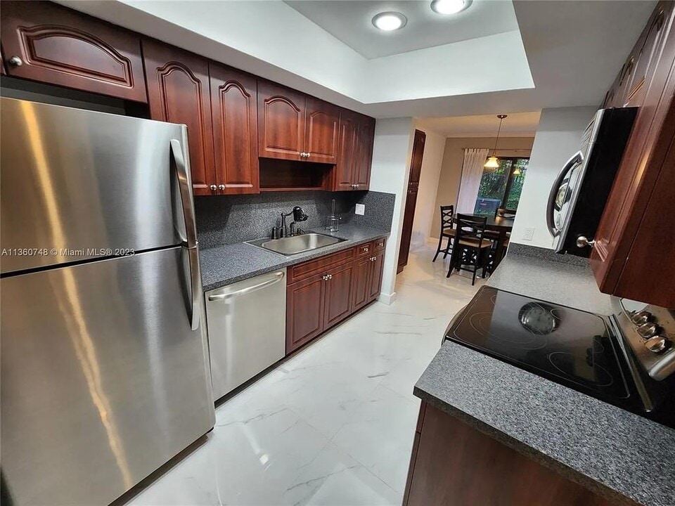 9923 W Atlantic Blvd in Coral Springs, FL - Building Photo