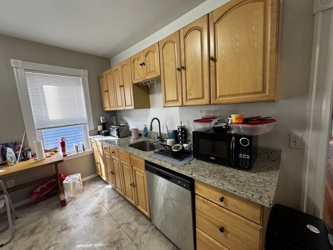 10 Cambridge Ter, Unit 1 in Cambridge, MA - Building Photo - Building Photo