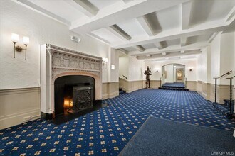 300 Main St in White Plains, NY - Building Photo - Building Photo