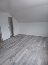 92 Twiss St, Unit 3 in Meriden, CT - Foto de edificio - Building Photo