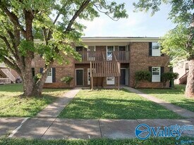 4422 Bonnell Dr in Huntsville, AL - Building Photo