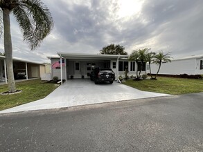 829 Sunglow St in Boynton Beach, FL - Building Photo - Building Photo