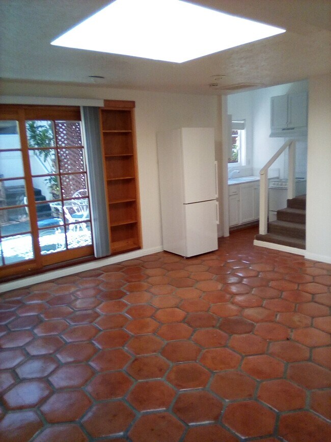 966 Schumacher Dr Rentals in Los Angeles, CA