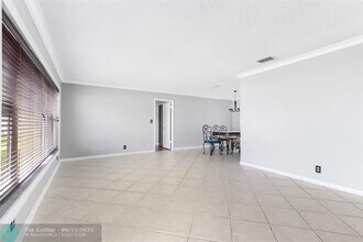 10291 Eastport Ct in Boca Raton, FL - Building Photo - Building Photo