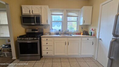 75 Melrose Ave in Wilkes-Barre, PA - Building Photo - Building Photo