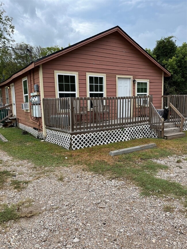 property at 2321 Franklin St