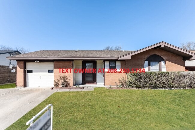 property at 2620 Princeton Dr