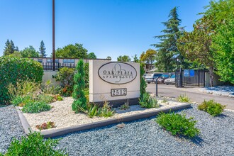 Renovated Apartments at Oak Plaza Apartments in Sacramento, CA - Building Photo - Building Photo