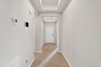 6133 Bellview Pointe Cir in Bellview, FL - Building Photo - Building Photo