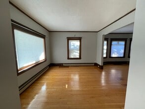 1615 22nd Ave NE in Minneapolis, MN - Building Photo - Building Photo
