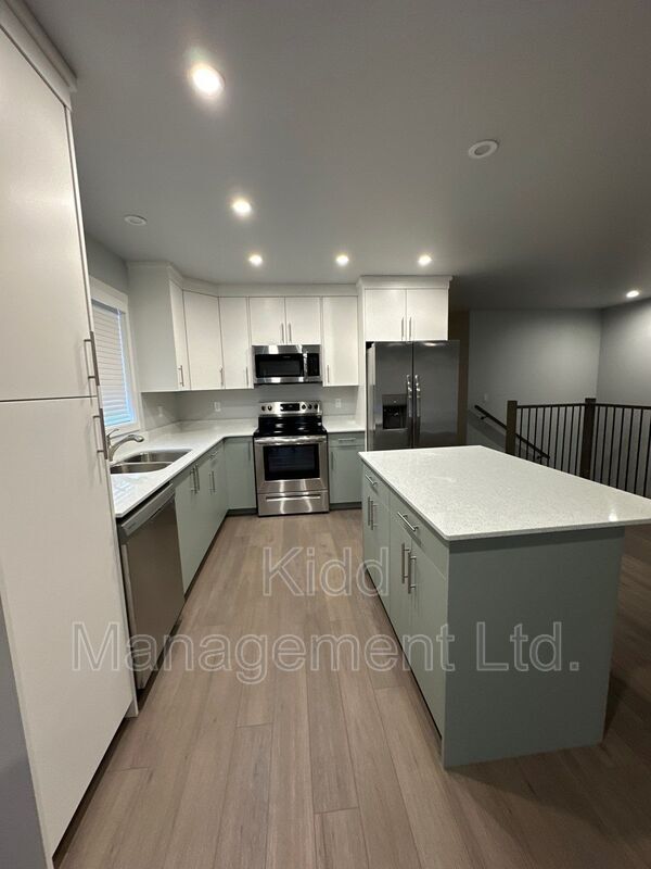 6936 Langer Crescent in Prince George, BC - Building Photo - Building Photo