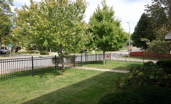 1005 W 75th St in Kansas City, MO - Building Photo - Building Photo
