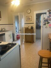 55 Frederick Ave, Unit A in Medford, MA - Building Photo - Building Photo