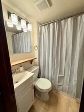 18638 Brockton Ave NE in Suquamish, WA - Building Photo - Building Photo