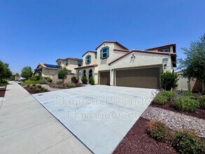 29976 Urtica Ct in Menifee, CA - Building Photo - Building Photo