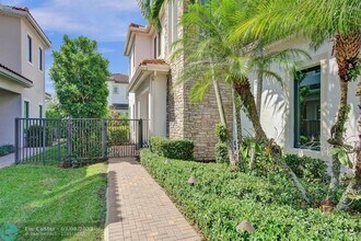 3460 Emerson Ln in Fort Lauderdale, FL - Building Photo - Building Photo