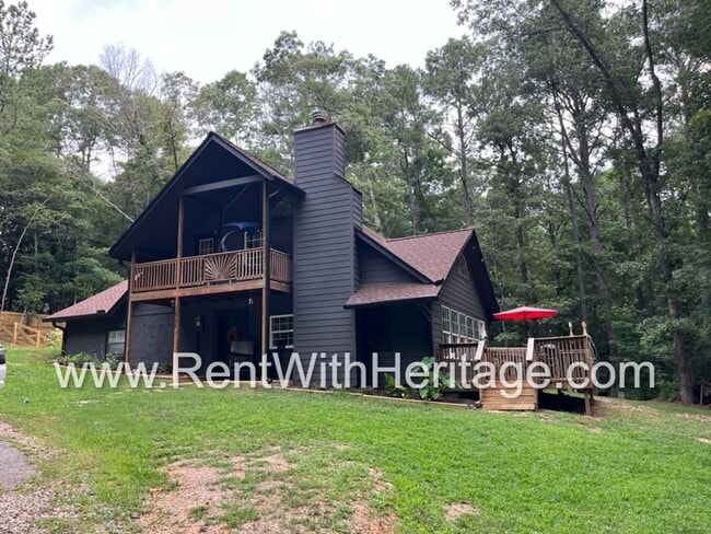 property at 5134 Post Rd
