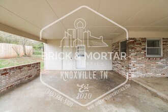 209 Medford Rd in Knoxville, TN - Building Photo - Building Photo