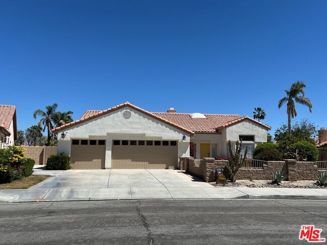 78590 Villeta Dr in La Quinta, CA - Foto de edificio - Building Photo