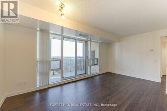 153-2153 Beecroft Rd in Toronto, ON - Building Photo - Building Photo