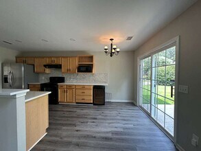 15019 Edindale Dr in Charlotte, NC - Building Photo - Building Photo