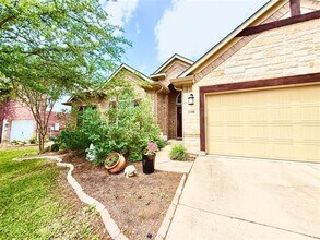 2108 Asbury Park Dr in Round Rock, TX - Building Photo - Building Photo