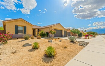 74131 Imperial Ct E in Palm Desert, CA - Building Photo - Building Photo