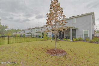 217 Tower Ct in St. Augustine, FL - Foto de edificio - Building Photo