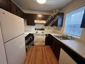 1718 Baron Dr in York, PA - Building Photo - Building Photo