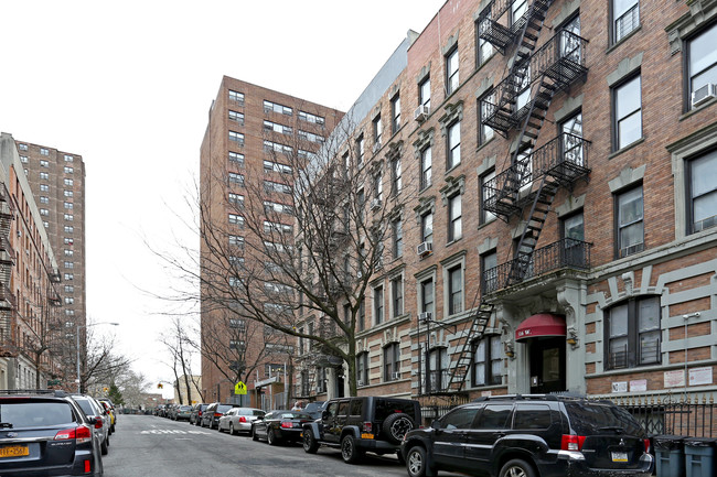 512 W 156th St in New York, NY - Building Photo - Building Photo