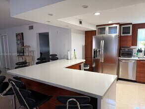 2430 SW 22nd Terrace in Miami, FL - Building Photo - Building Photo