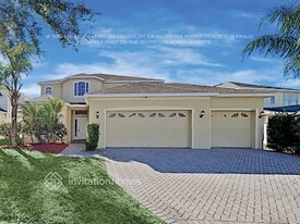 9156 Lake Avon Dr in Orlando, FL - Building Photo