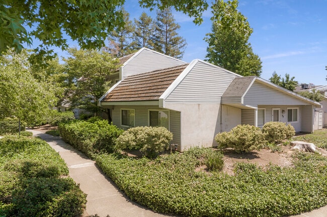 50 Tom Polk Cir in Chico, CA - Foto de edificio - Building Photo