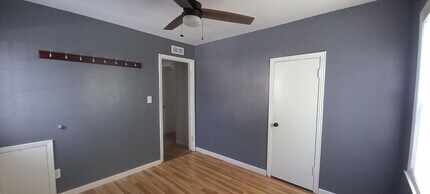 17805 Roseville Blvd in Roseville, MI - Building Photo - Building Photo