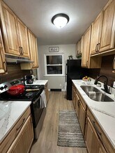 1126-1128-1128 Byron Ave in Waterloo, IA - Building Photo - Building Photo