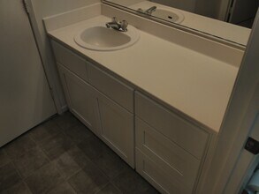 1372 Nicolette Ave, Unit #1636 in Chula Vista, CA - Foto de edificio - Building Photo