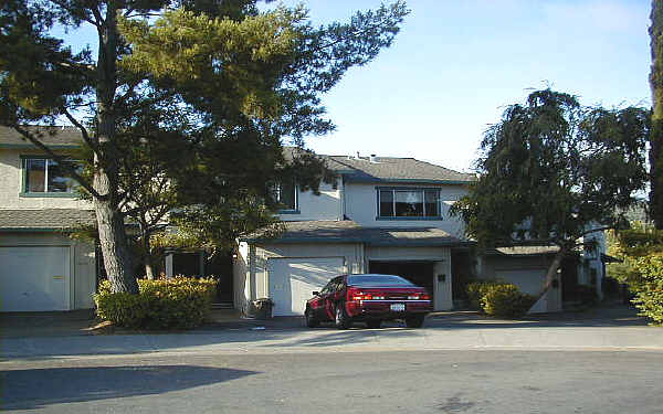 10249 Oasis Ct in Cupertino, CA - Building Photo - Building Photo