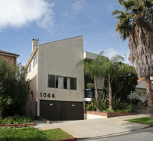 1044 19th St Apartments