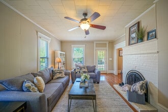 228 Henderson St in Hot Springs, AR - Building Photo - Building Photo