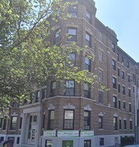 1066 Commonwealth Ave, Unit 24 in Boston, MA - Building Photo