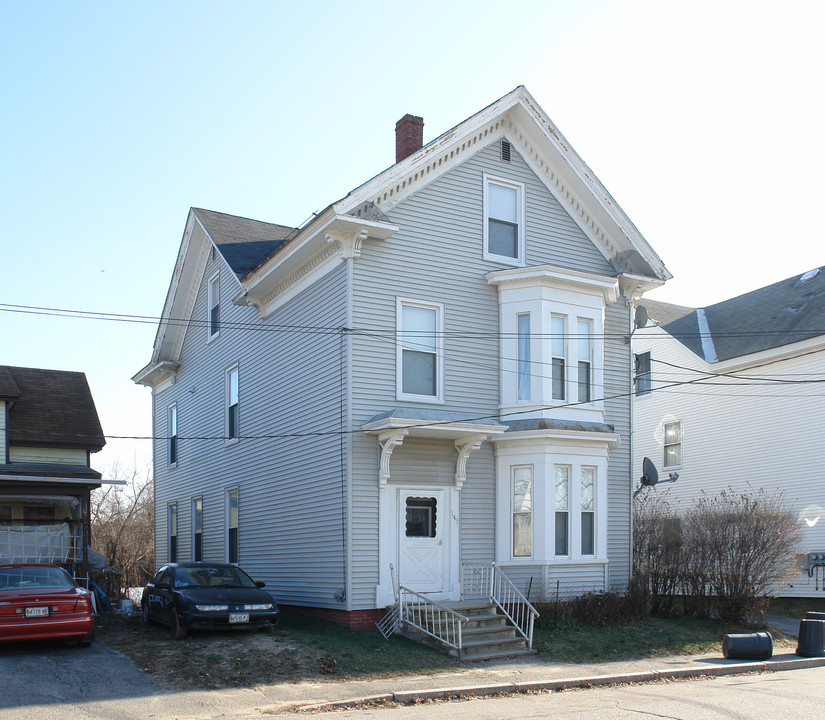 143 Oak St in Lewiston, ME - Building Photo