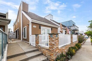 620 18th St in Huntington Beach, CA - Building Photo