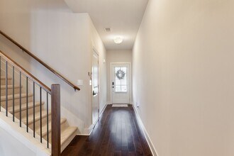 1329 Heights Park Dr in Atlanta, GA - Building Photo - Building Photo