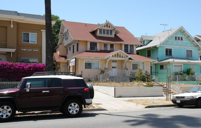 823 S Catalina St in Los Angeles, CA - Building Photo - Building Photo