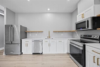 1109 E Carson St in Pittsburgh, PA - Building Photo - Building Photo