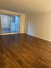 815 E Oakton St in Des Plaines, IL - Building Photo - Building Photo
